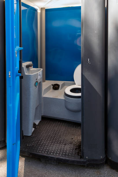 Portable Toilet Options We Offer in Fresno, CA