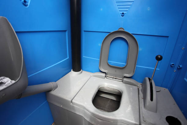 Best Porta potty rental near me  in Fresno, CA